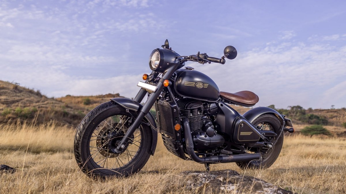 दमदार बॉबर लुक और आधुनिक टेक्नोलॉजी के साथ लॉन्च हुई Jawa Perak सिर्फ़ 2.37 लाख में