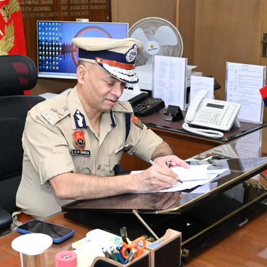 Haryana DGP Action: Strict action will now be taken against those carrying police caps in private vehicles, DGP took action