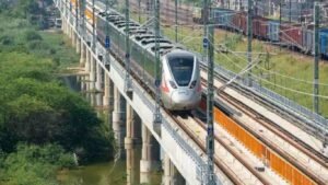 High-Speed ​​Railway Corridor: A high-speed rail corridor will be built along the Ganga Expressway, completely transforming the appearance of these 12 cities.