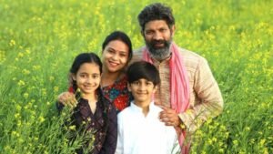 Haryana Farmer Good News : हरियाणा के किसानों के लिए आई खुशखबरी, खेतों में बिजली से संबधिंत समस्याओं पर मिलेगा अब मुआवजा 1 Haryana Farmer Good News: Good news for the farmers of Haryana, now they will get compensation for electricity related problems in the fields.