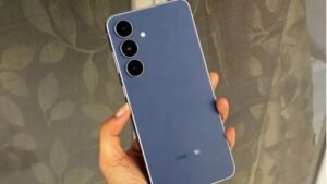 Samsung Galaxy S26 : Samsung Galaxy S26 होगा iPhone Air से भी हल्का, डिजाइन हुआ लीक 2 Samsung Galaxy S26: Samsung Galaxy S26 will be lighter than the iPhone Air, design leaked