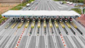 Toll Tax: The system of paying toll tax has changed, toll tax will be deducted without toll plaza.