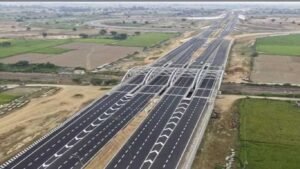 Ganga Expressway : इस एक्सप्रेसवे से जुड़ेगा गंगा एक्सप्रेसवे, सरकार ने जमीन खरीद के लिए जारी किए 1200 करोड़ रुपये 1 Ganga Expressway: Ganga Expressway will be connected to this expressway, the government has released Rs 1200 crore for land purchase.